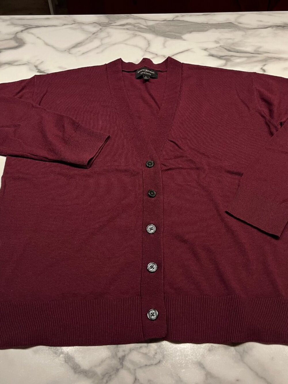 Banana Republic Forever V-Neck Button Cardigan Sweater Burgundy Size L